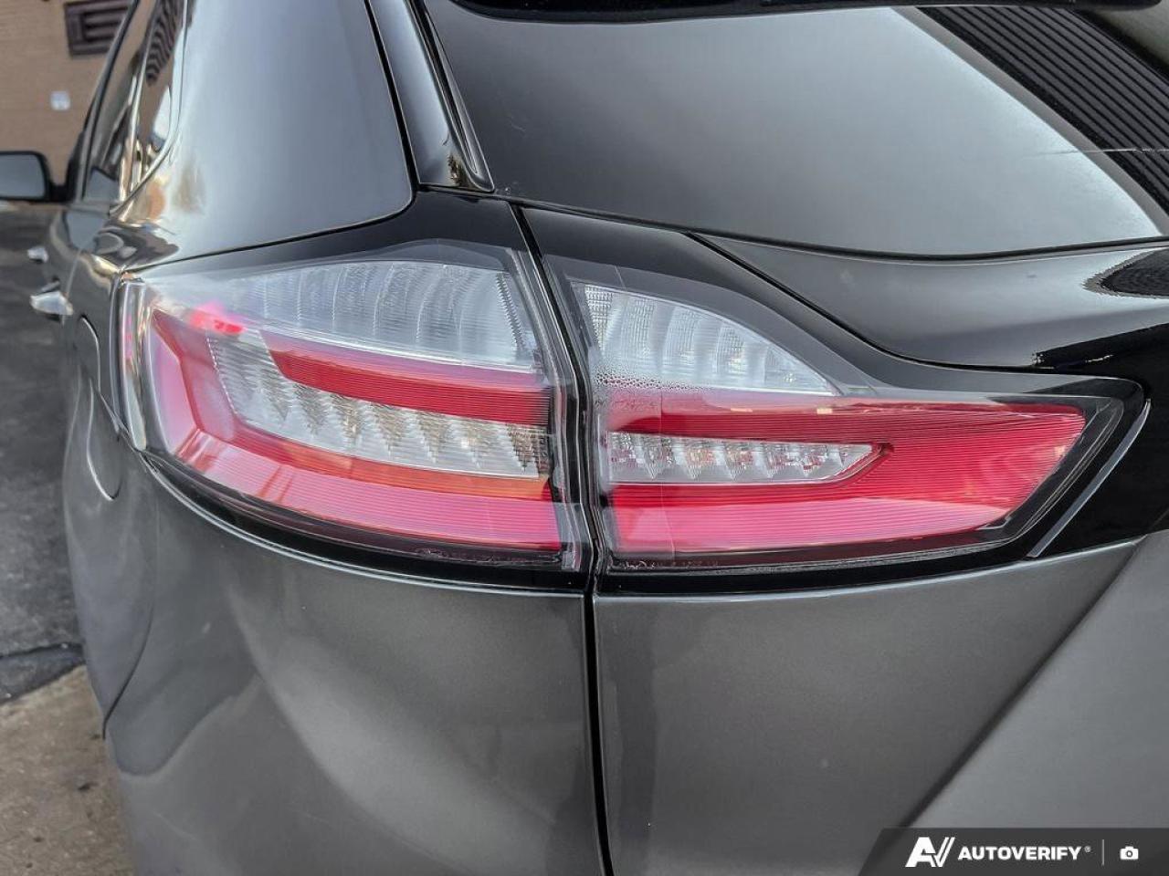 2021 Ford Edge LOW KMS   HTD STEER WHEEL   NAV Photo