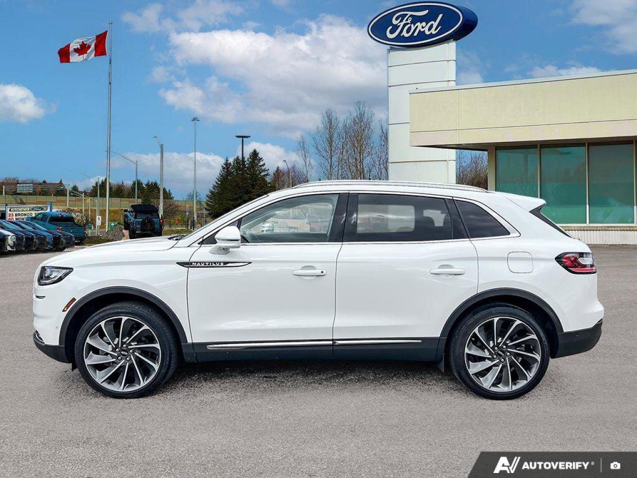 2022 Lincoln Nautilus Reserve   MOONROOF   2.7L V6   360 CAMERA MOONROOF Photo