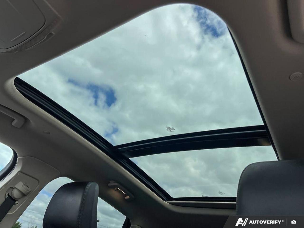 2022 Lincoln Nautilus Reserve   MOONROOF   2.7L V6   360 CAMERA MOONROOF Photo