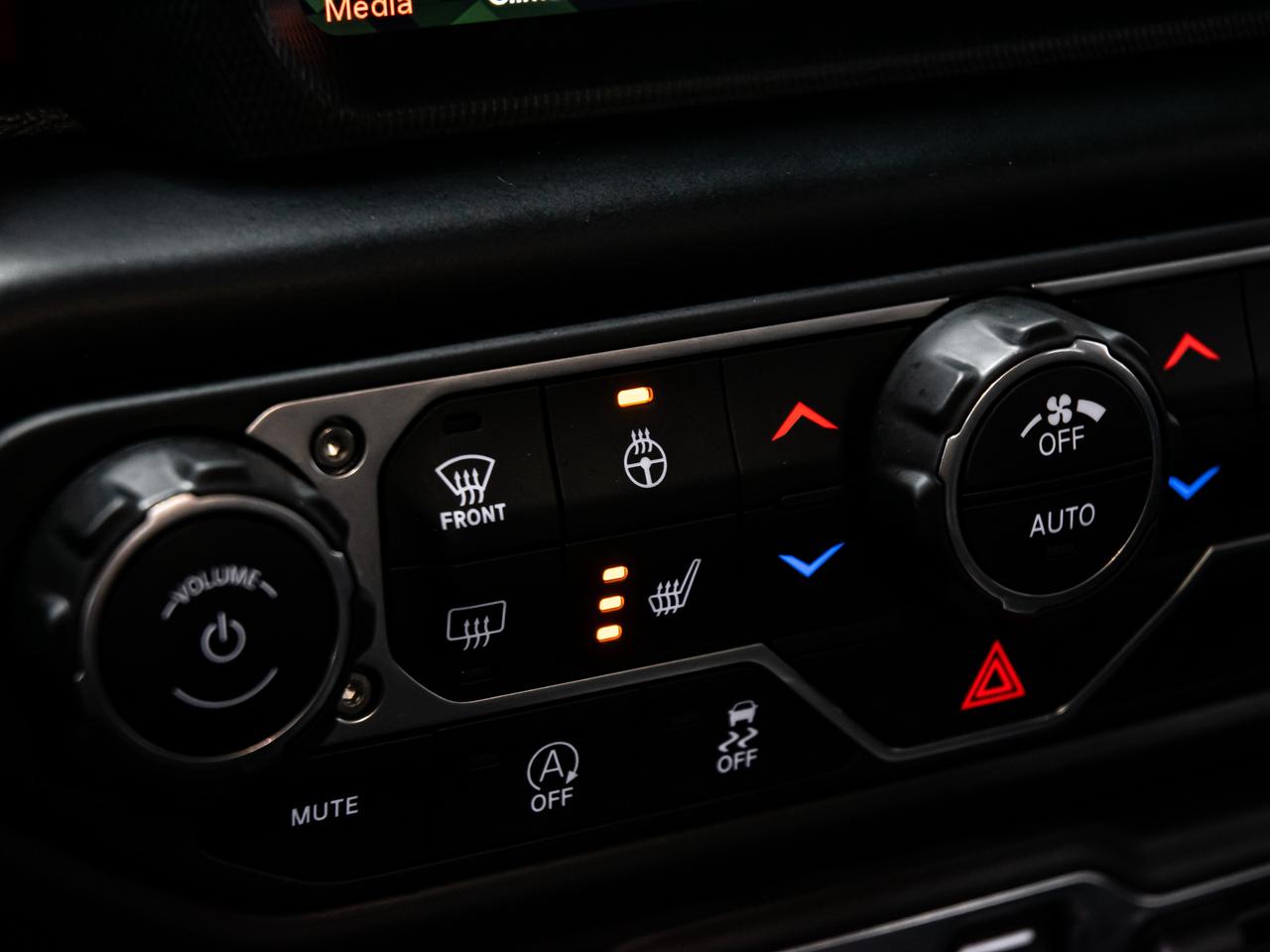 2022 Jeep Gladiator RUBICON 4x4 6 SPEED MANUAL NAVI REAR VIEW CAM Photo