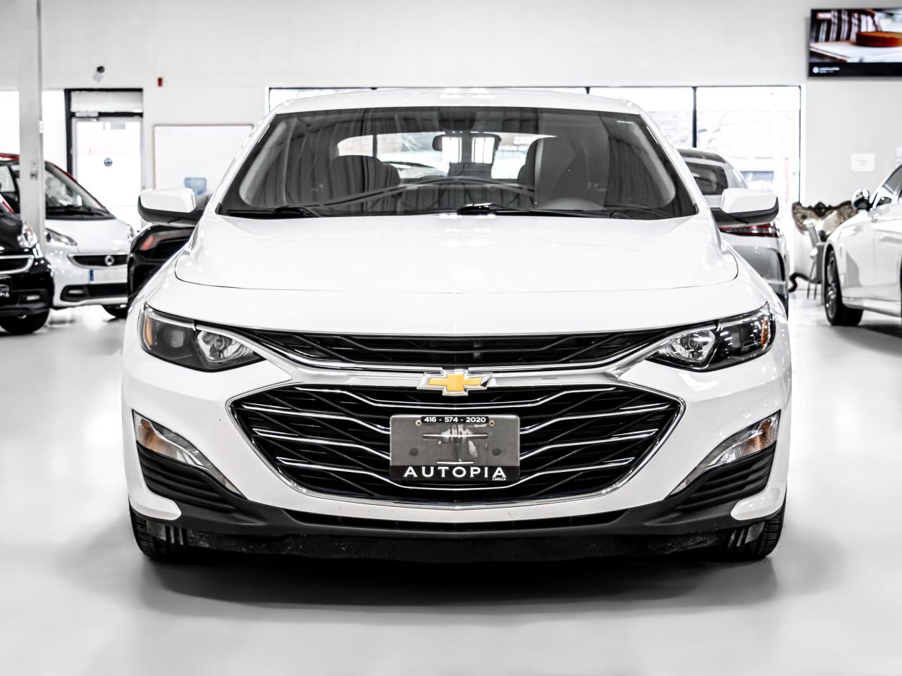 2019 Chevrolet Malibu HYBRID APPLE CARPLAY REAR VIEW CAMERA Photo