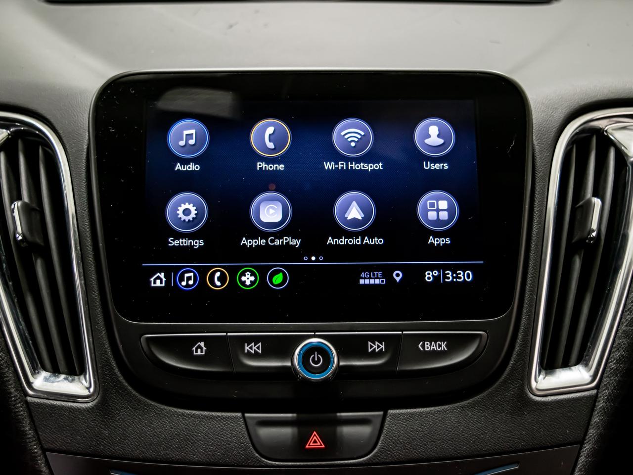 2019 Chevrolet Malibu HYBRID APPLE CARPLAY REAR VIEW CAMERA Photo