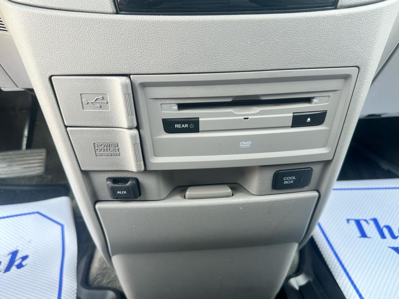 2016 Honda Odyssey EX-L w/RES ~ DVD ~ LEATHER ~ SUNROOF Photo