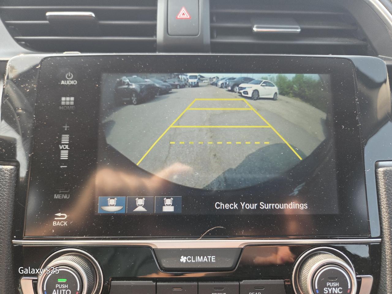 2017 Honda Civic TOURING LEATHER NAVI ROOF ALLOYS CLEAN $14,988.00 Photo