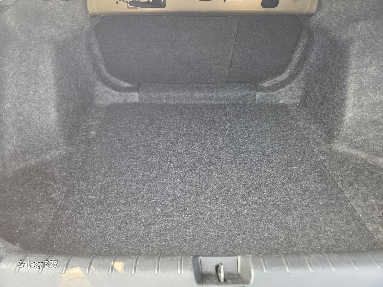 2017 Honda Civic TOURING LEATHER NAVI ROOF ALLOYS CLEAN $14,988.00 Photo