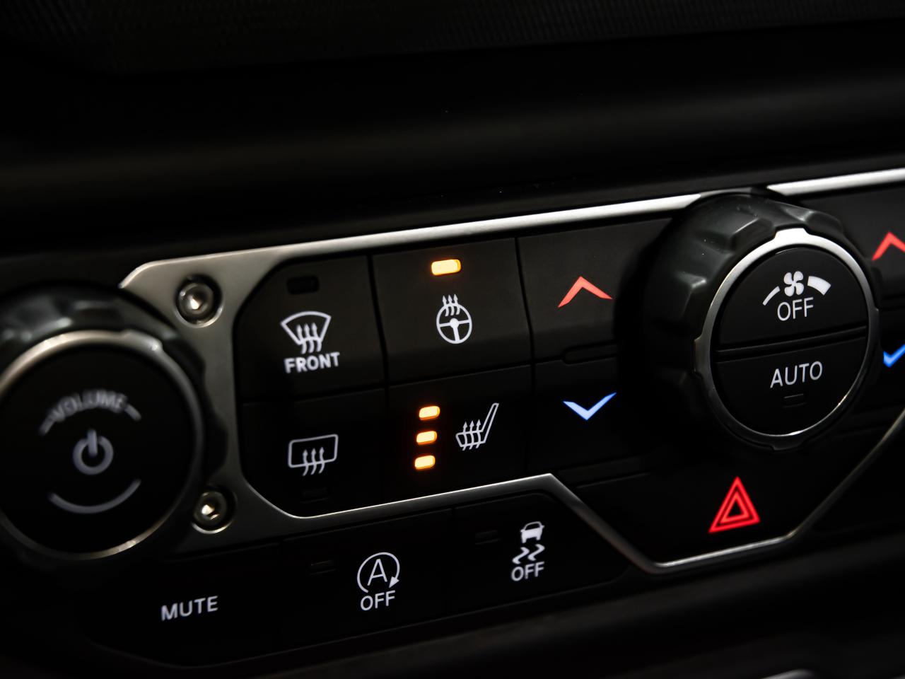 2020 Jeep WRANGLER UNLIMITED SAHARA ALTITUDE 4x4 REAR VIEW CAMERA AUTOMATIC Photo