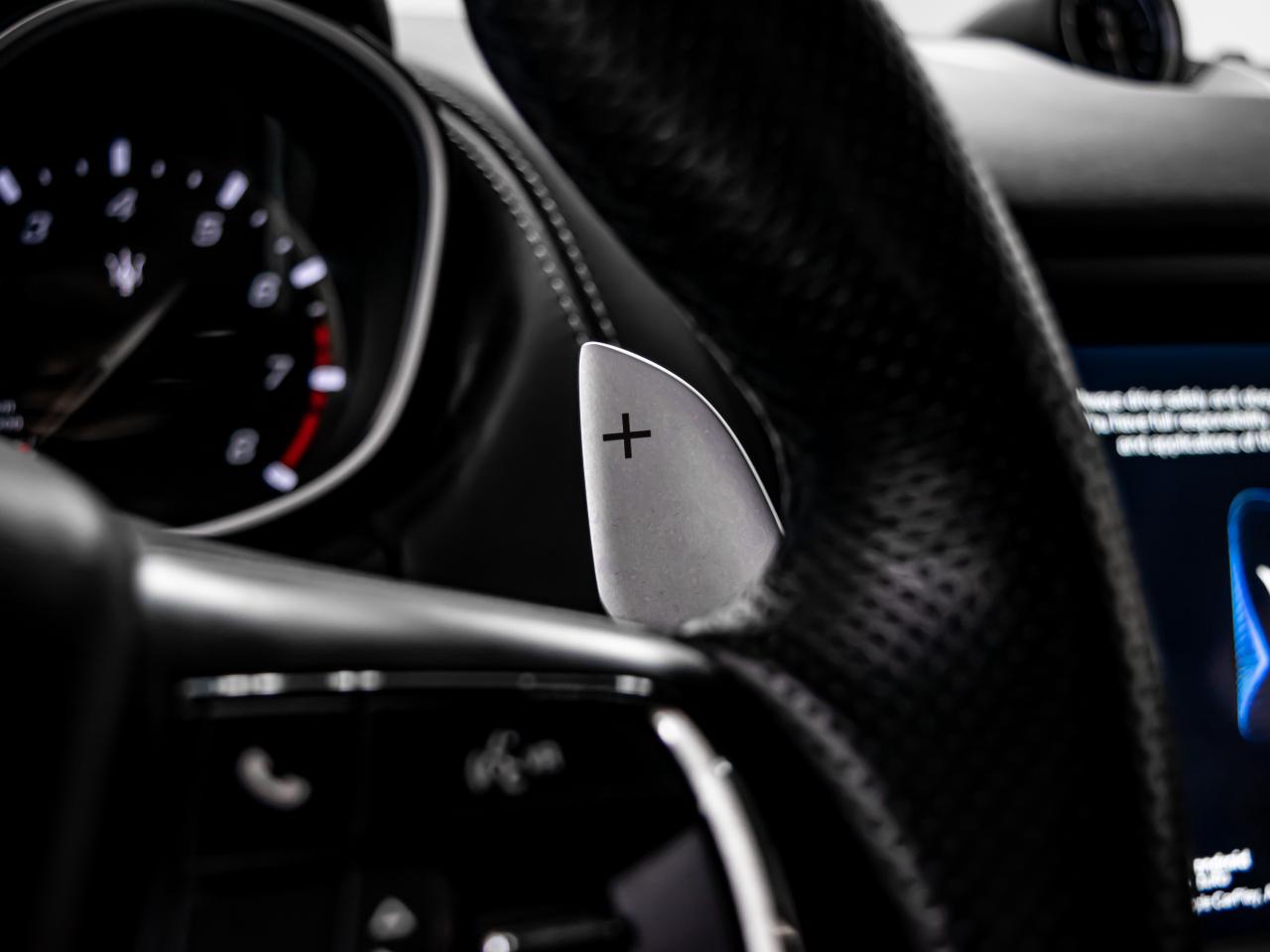 2019 Maserati Levante S GRANSPORT 3.0L BLIND SPOTS LOW KMS NAVI REAR CAM Photo