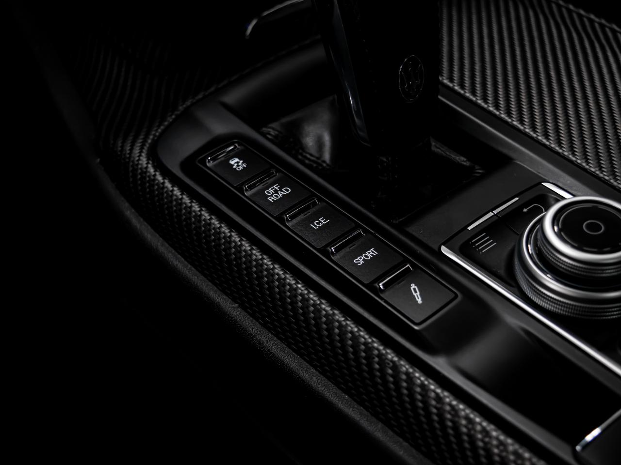 2019 Maserati Levante S GRANSPORT 3.0L BLIND SPOTS LOW KMS NAVI REAR CAM Photo