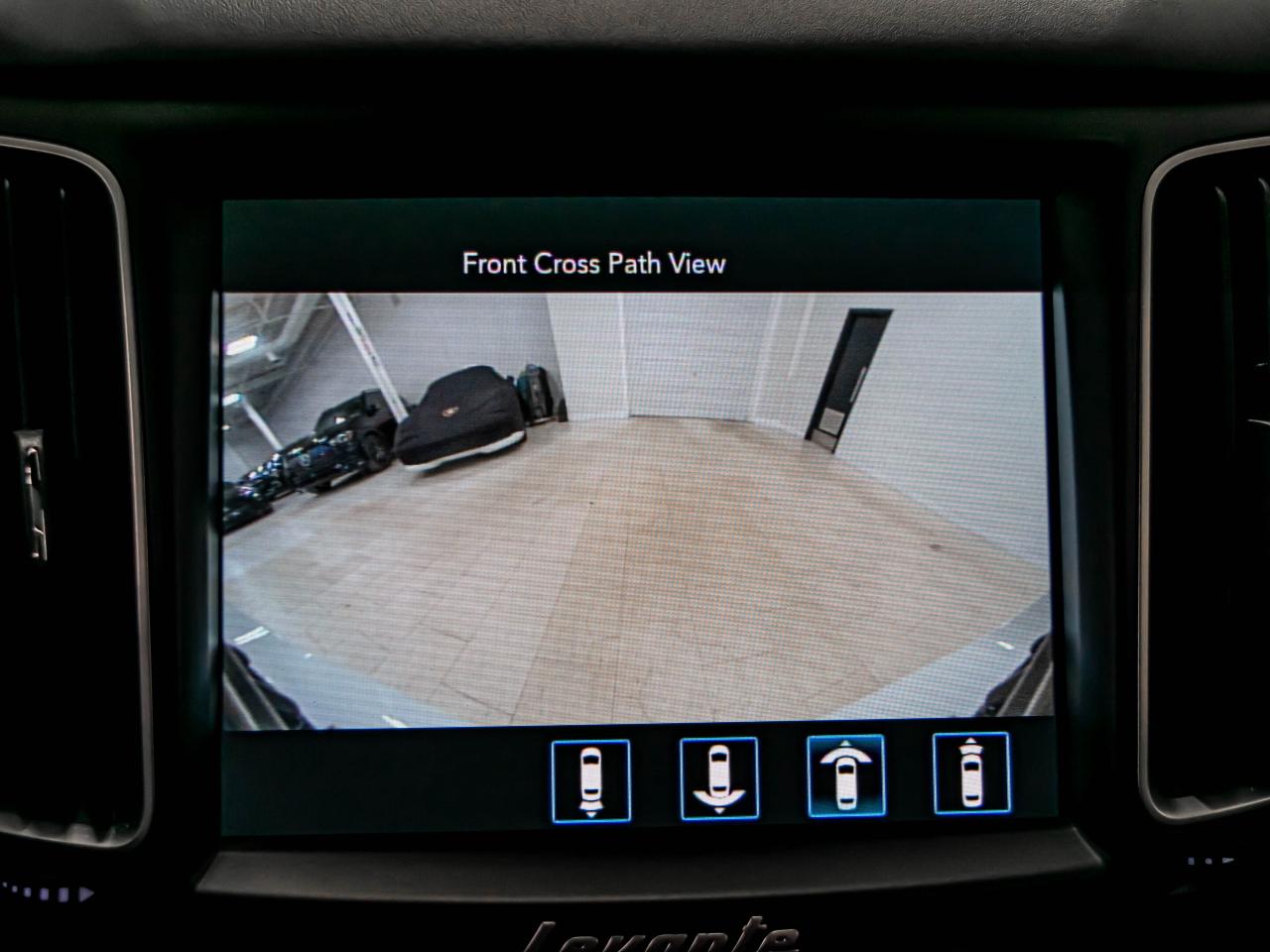 2019 Maserati Levante S GRANSPORT 3.0L BLIND SPOTS LOW KMS NAVI REAR CAM Photo