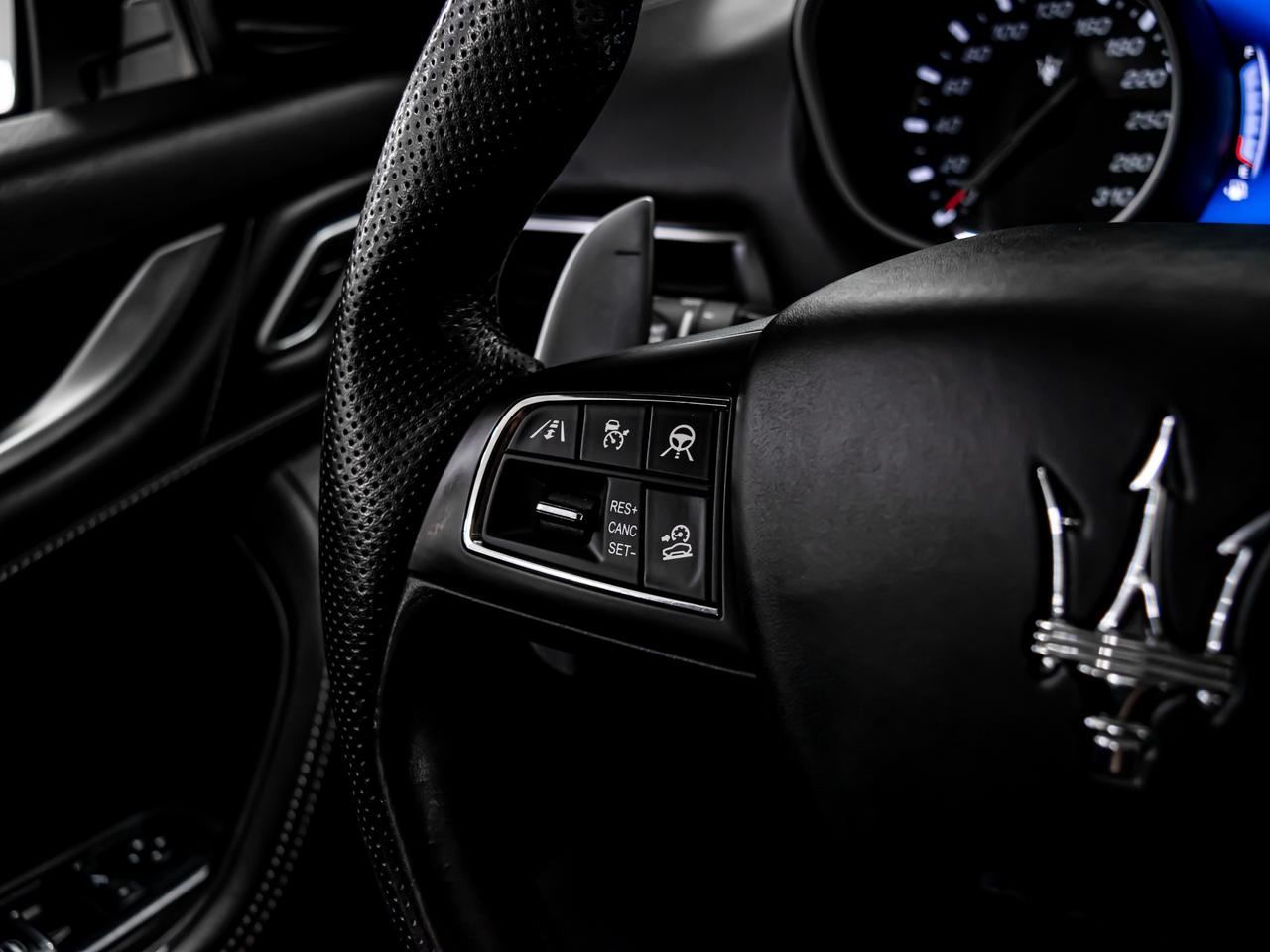 2019 Maserati Levante S GRANSPORT 3.0L BLIND SPOTS LOW KMS NAVI REAR CAM Photo