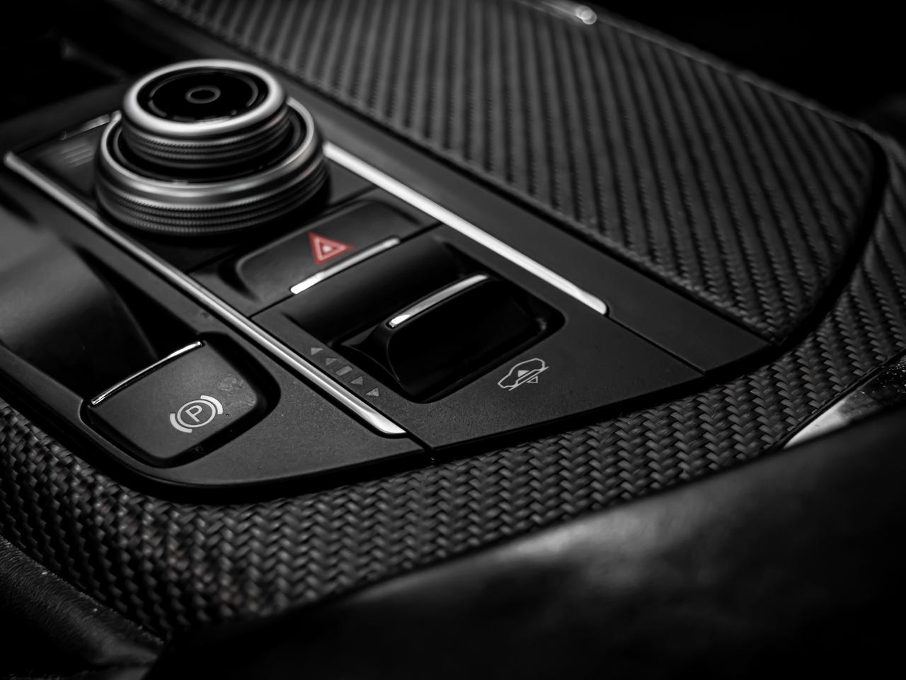 2019 Maserati Levante S GRANSPORT 3.0L BLIND SPOTS LOW KMS NAVI REAR CAM Photo