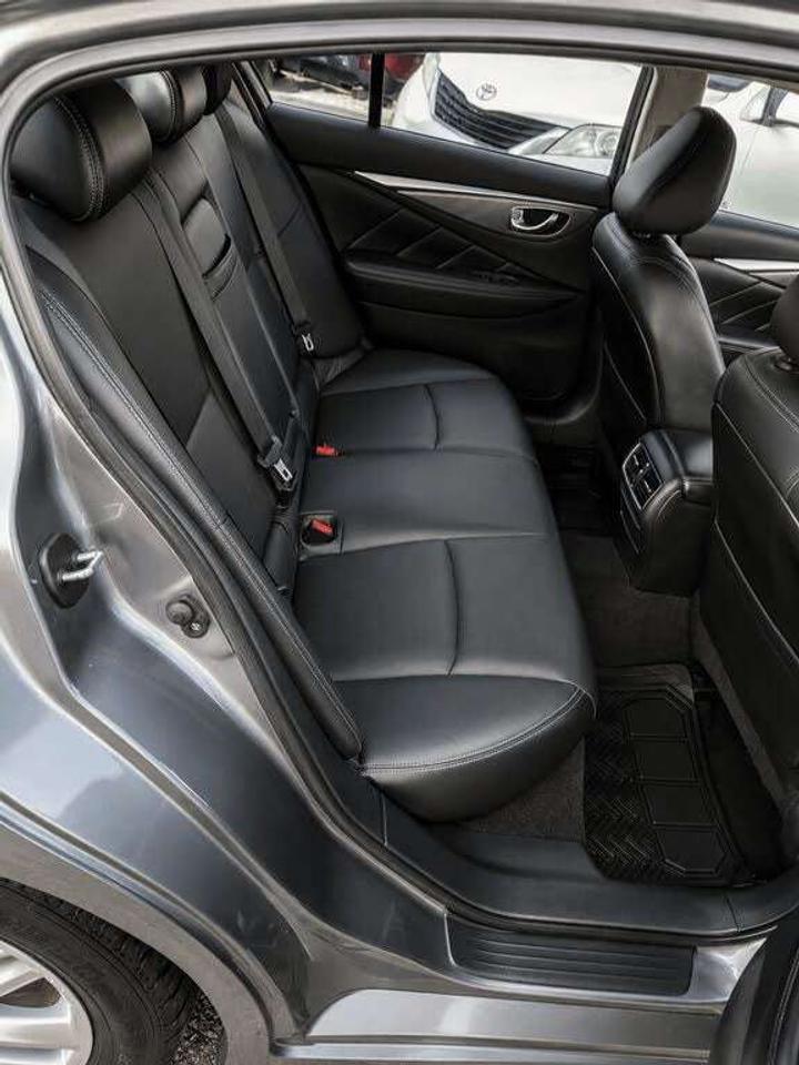2016 Infiniti Q50 Premium Photo