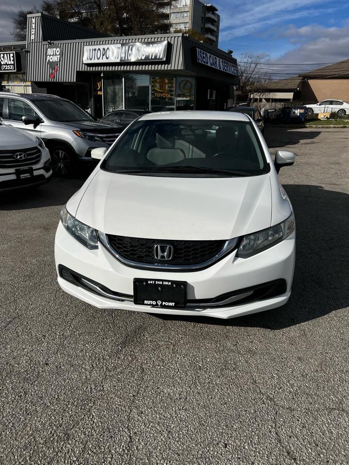 2015 Honda Civic 4dr Auto LX Photo