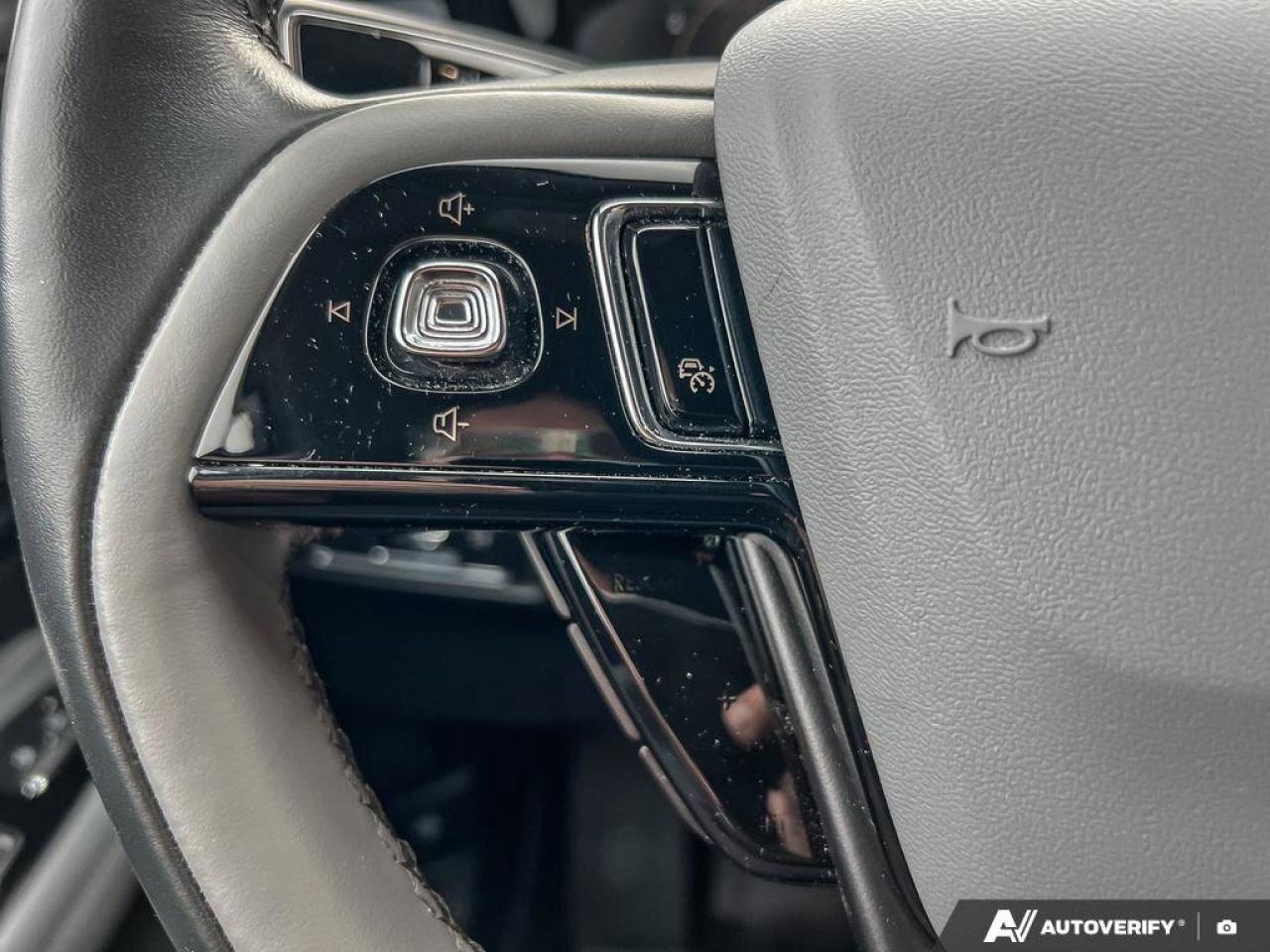 2022 Lincoln Corsair Reserve   ONE OWNER   HTD STEER WHEEL ONE OWNER Photo