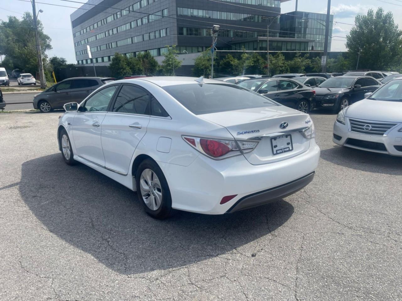 2015 Hyundai Sonata Hybrid 4dr Sdn Photo