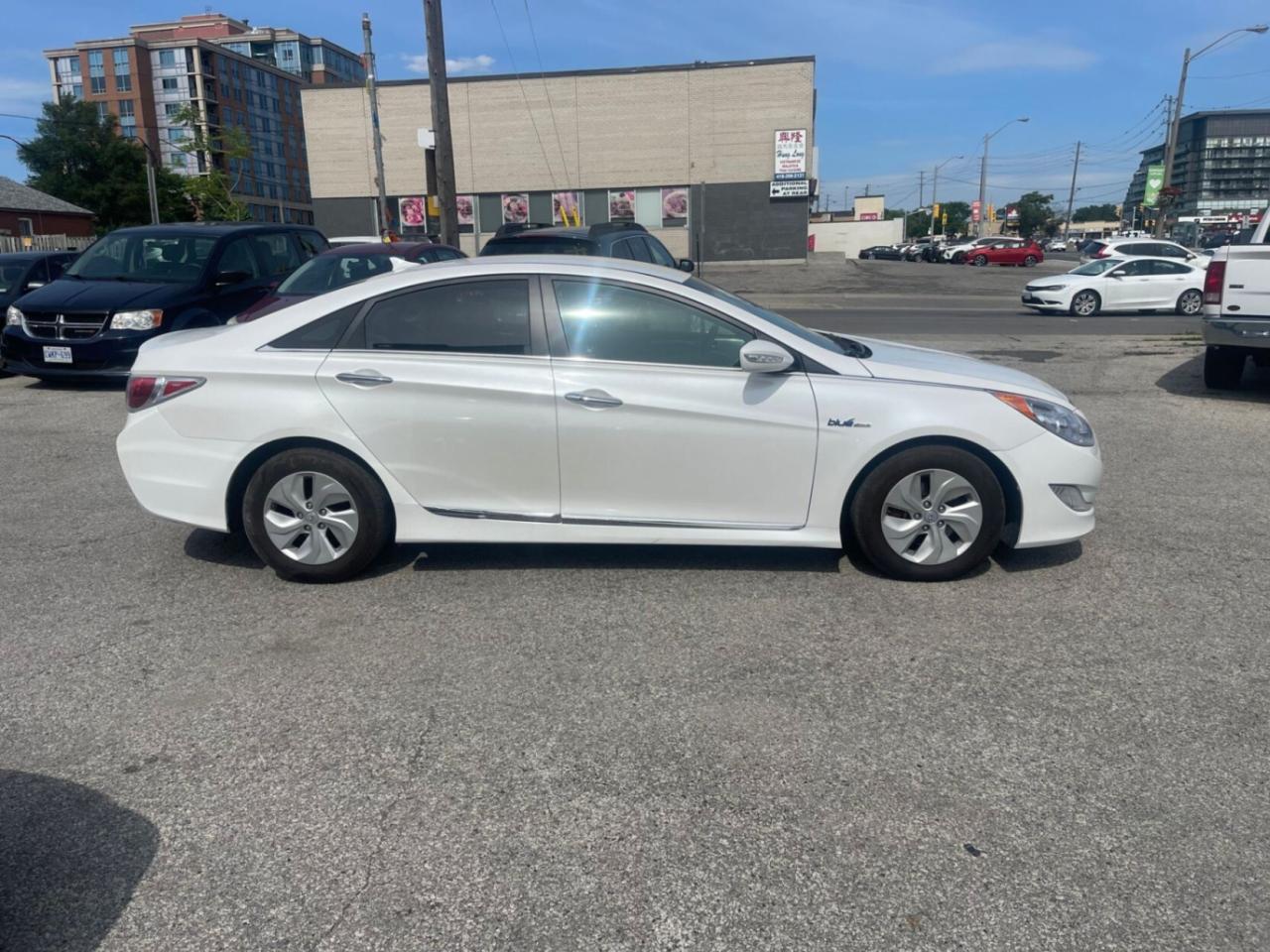 2015 Hyundai Sonata Hybrid 4dr Sdn Photo3
