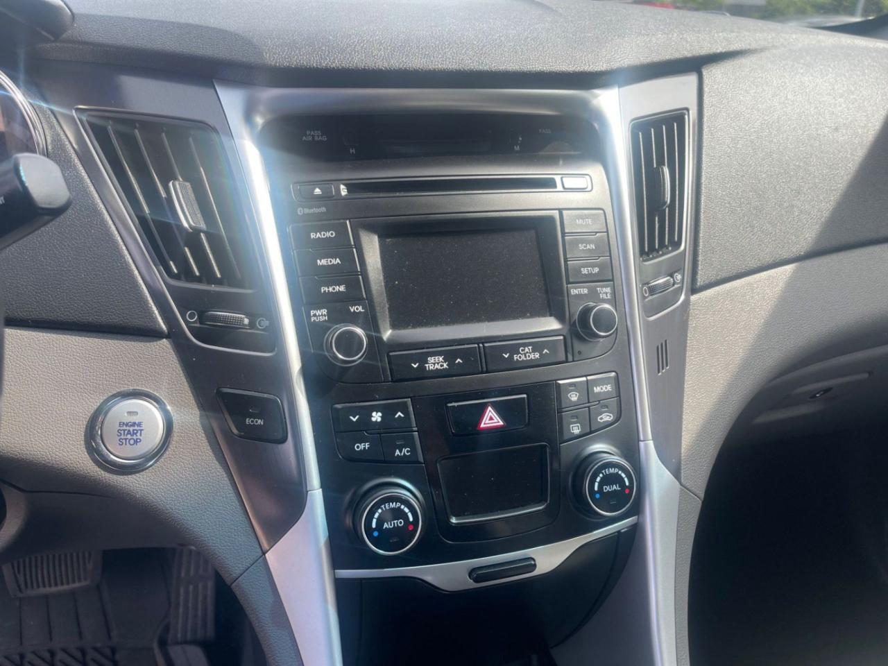 2015 Hyundai Sonata Hybrid 4dr Sdn Photo