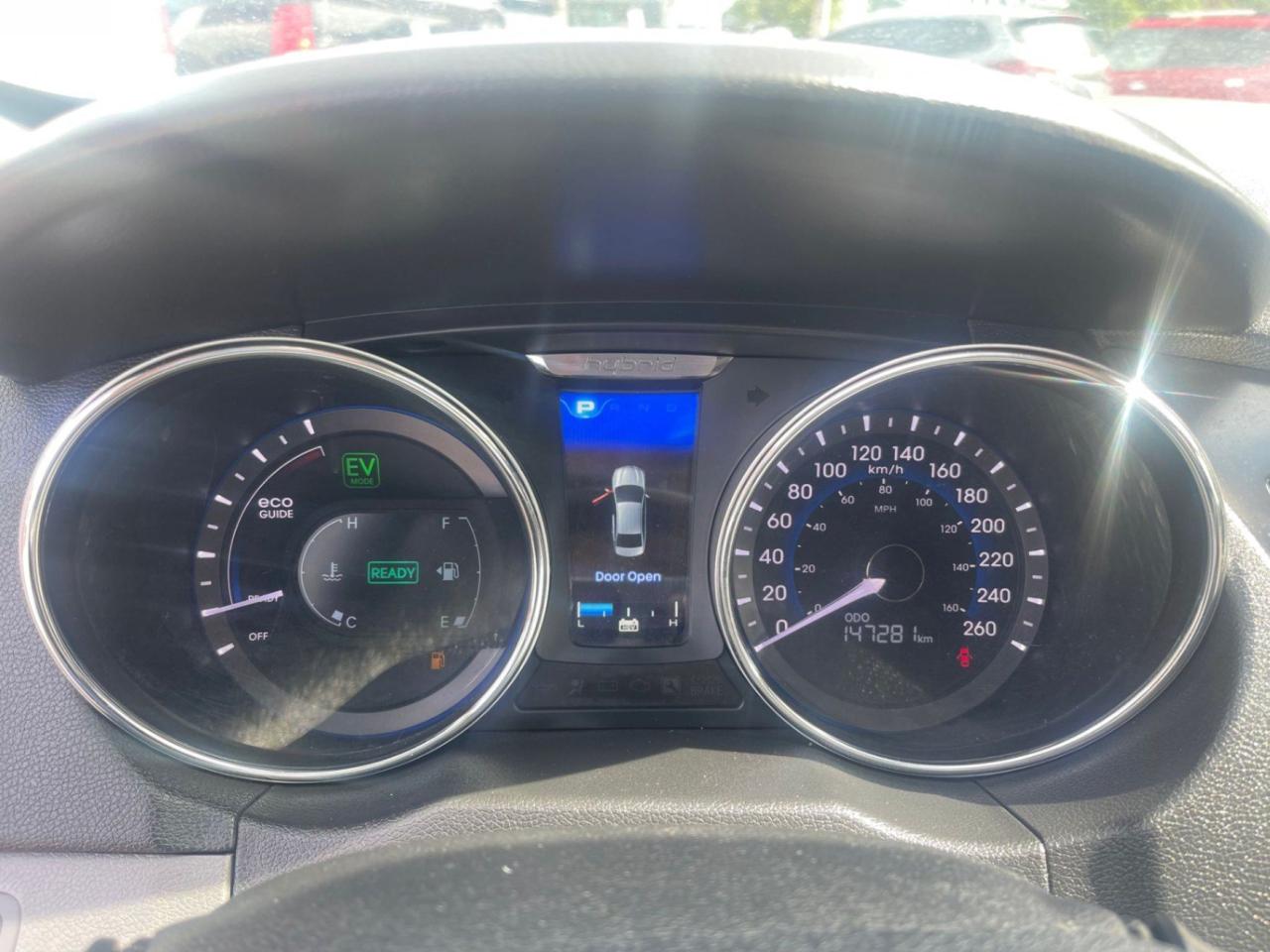 2015 Hyundai Sonata Hybrid 4dr Sdn Photo