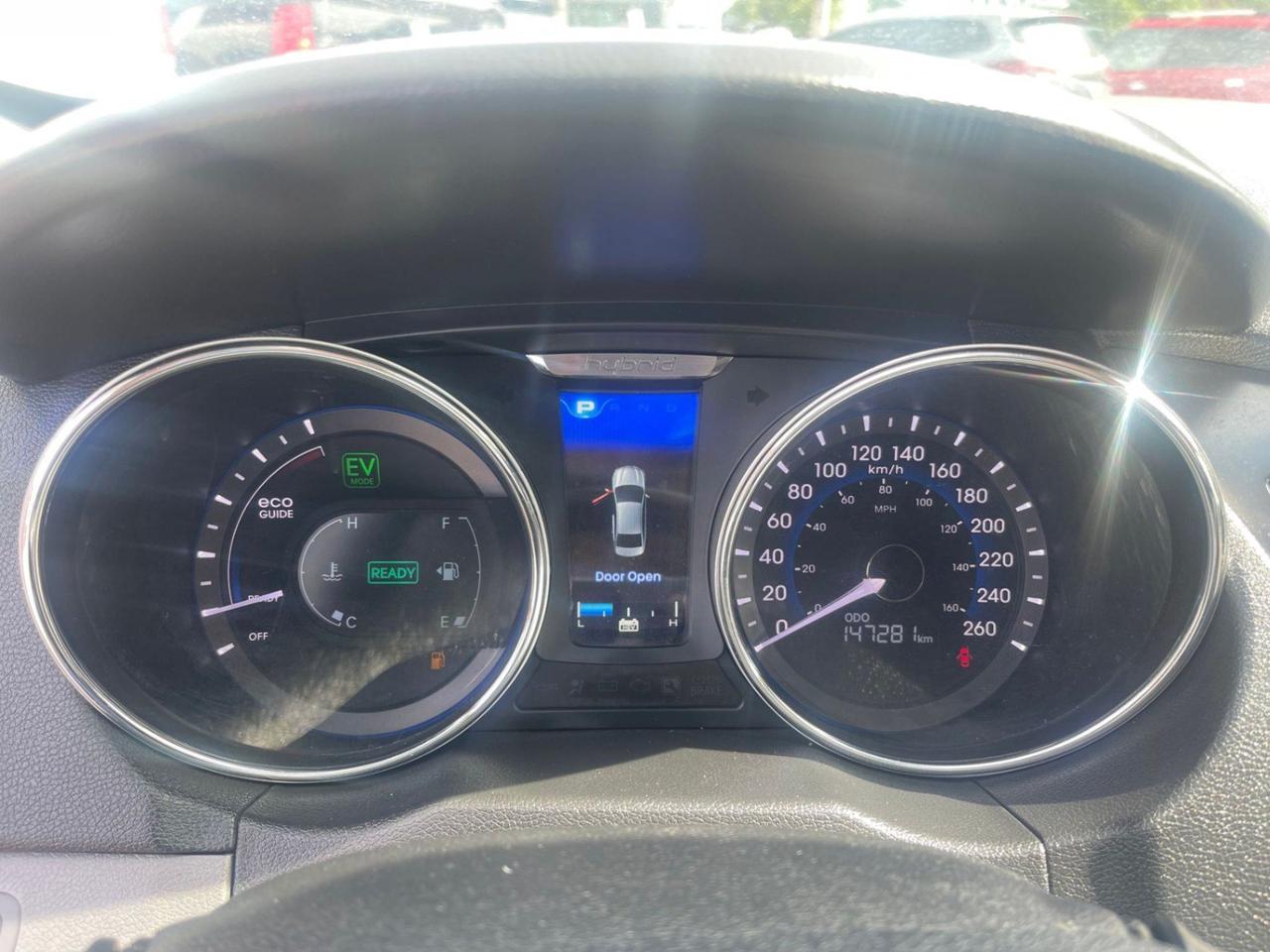 2015 Hyundai Sonata Hybrid 4dr Sdn Photo