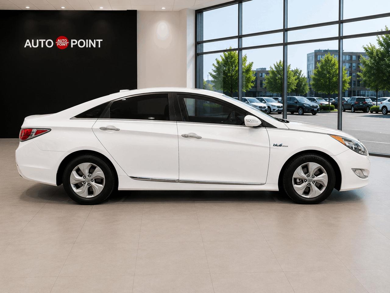 2015 Hyundai Sonata Hybrid 4dr Sdn Photo2