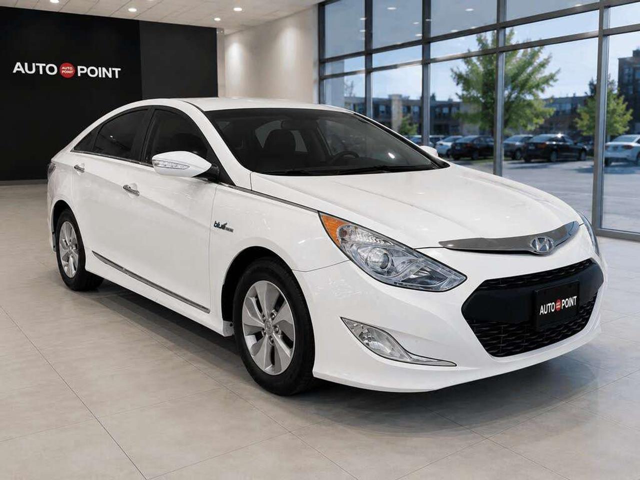 2015 Hyundai Sonata Hybrid Photo0