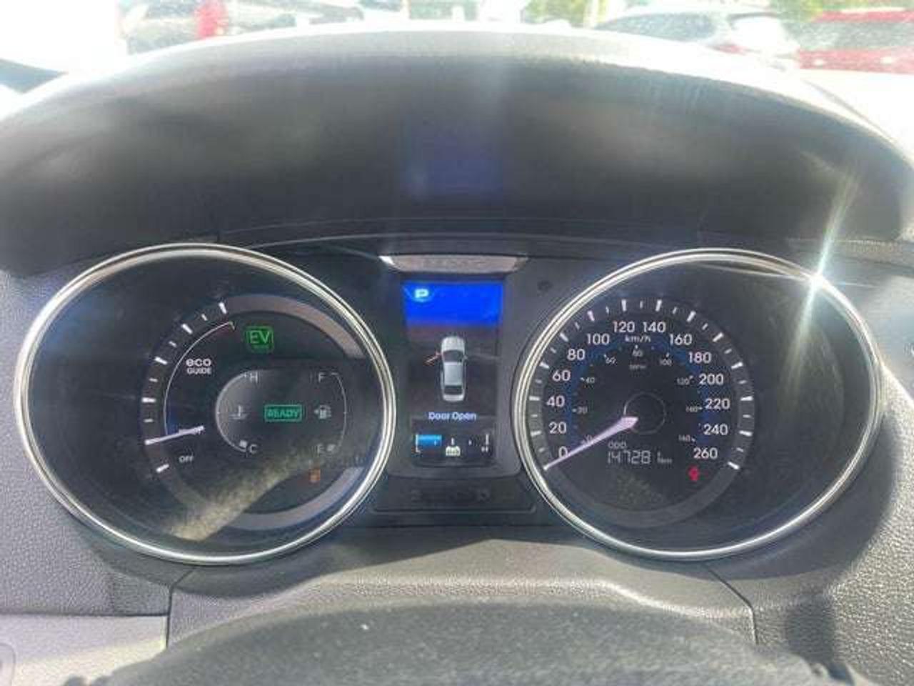 2015 Hyundai Sonata Hybrid Photo