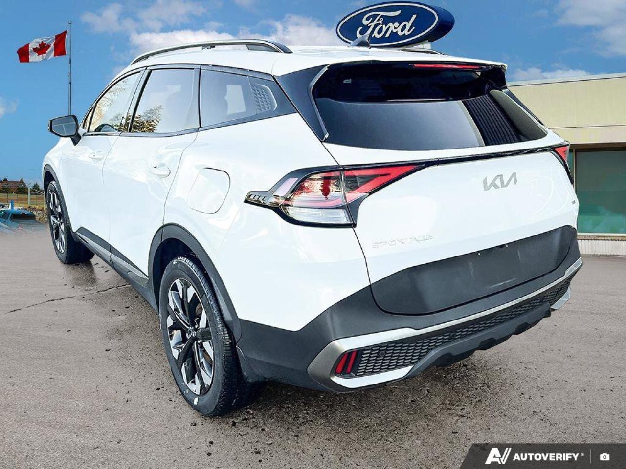 2023 Kia Sportage ONE OWNER   LEATHER   NAV Photo