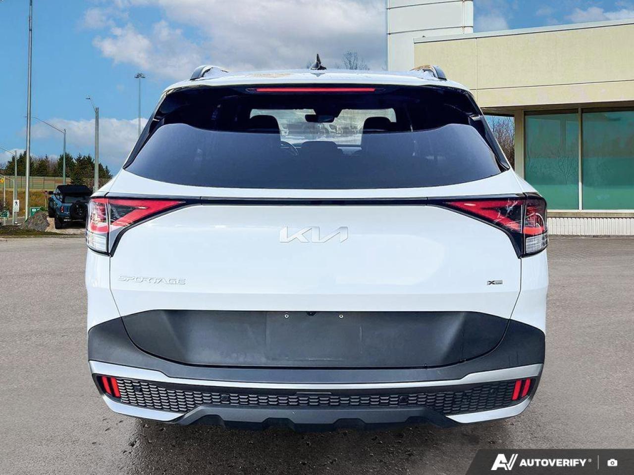 2023 Kia Sportage ONE OWNER   LEATHER   NAV Photo