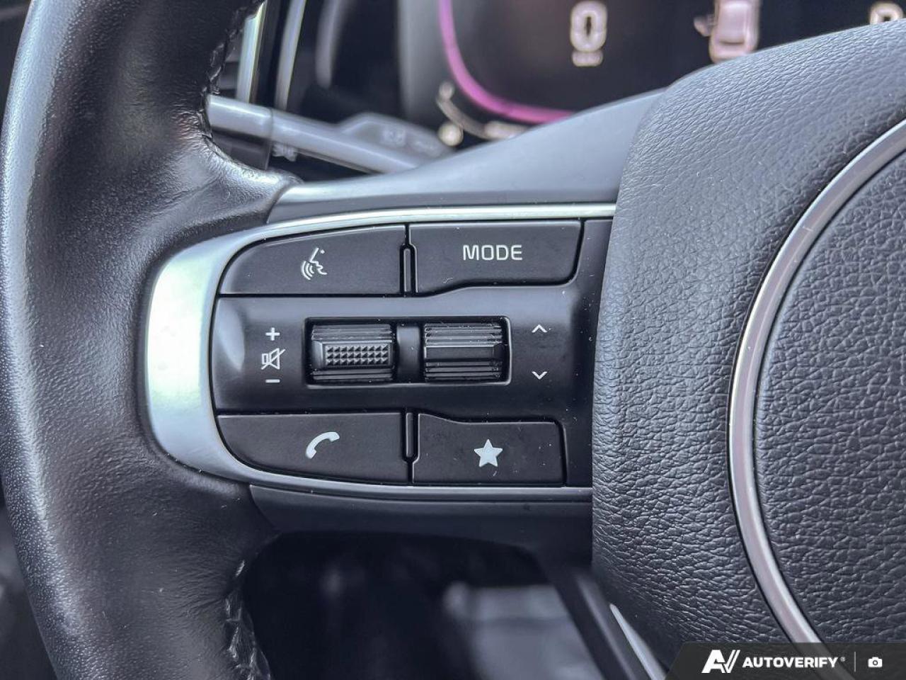 2023 Kia Sportage ONE OWNER   LEATHER   NAV Photo