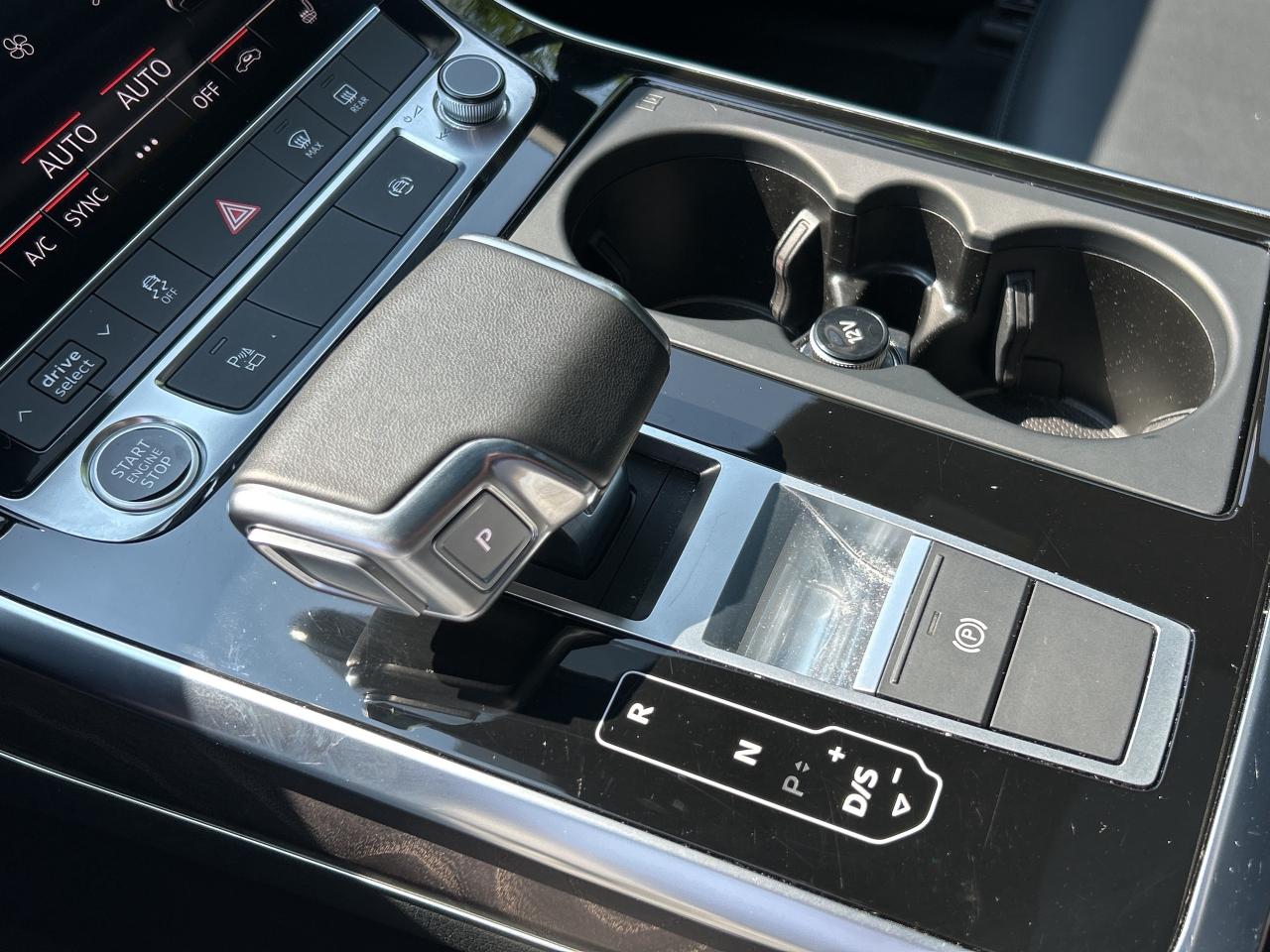 2024 Audi Q7 7 PASSENGER, NAVI, PANO, CARPLAY, ANDROID AUTO Photo