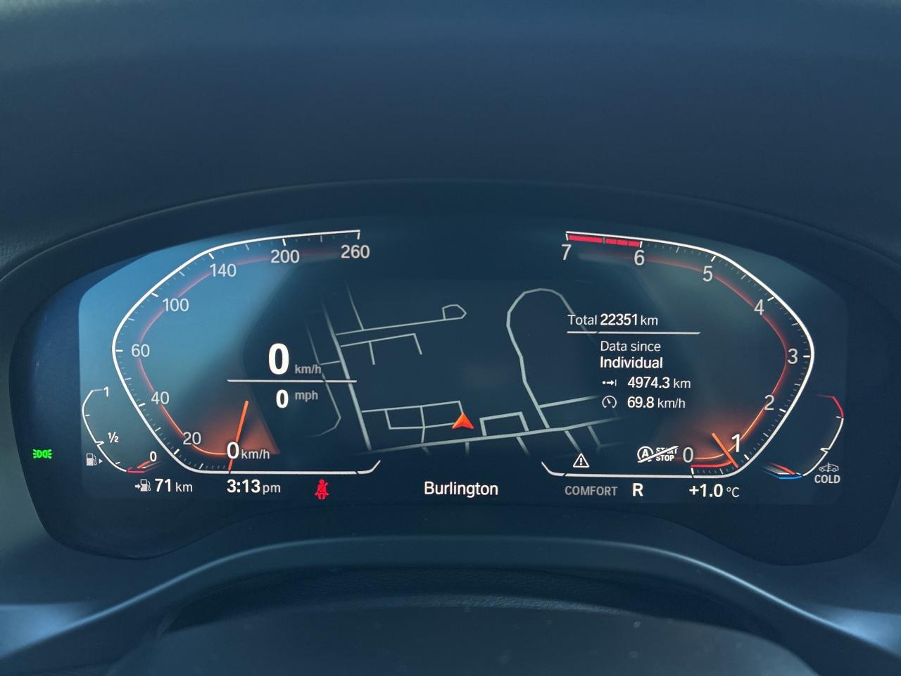 2025 BMW X4 HEADS UP DISPLAY, CARPLAY, PANOROOF,AMBIENT LIGHTS Photo