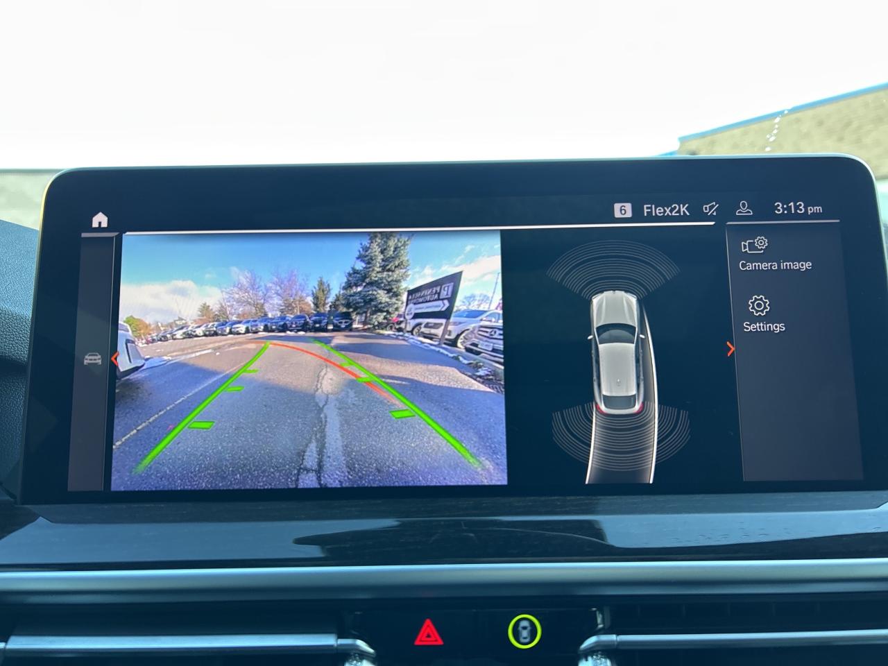 2025 BMW X4 HEADS UP DISPLAY, CARPLAY, PANOROOF,AMBIENT LIGHTS Photo