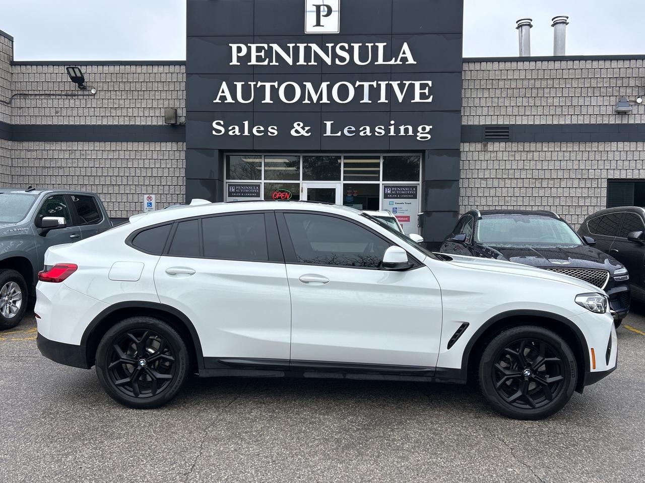 2025 BMW X4 HEADS UP DISPLAY, CARPLAY, PANOROOF,AMBIENT LIGHTS Photo3