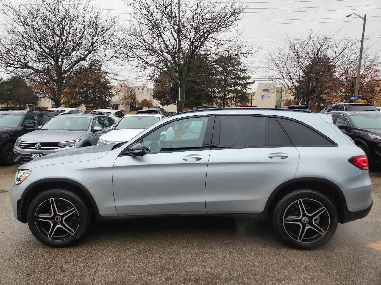 2022 Mercedes-Benz GLC GLC 300 4MATIC,PREMIUM PKG, NIGHT PKG,HEATED WHEEL Photo