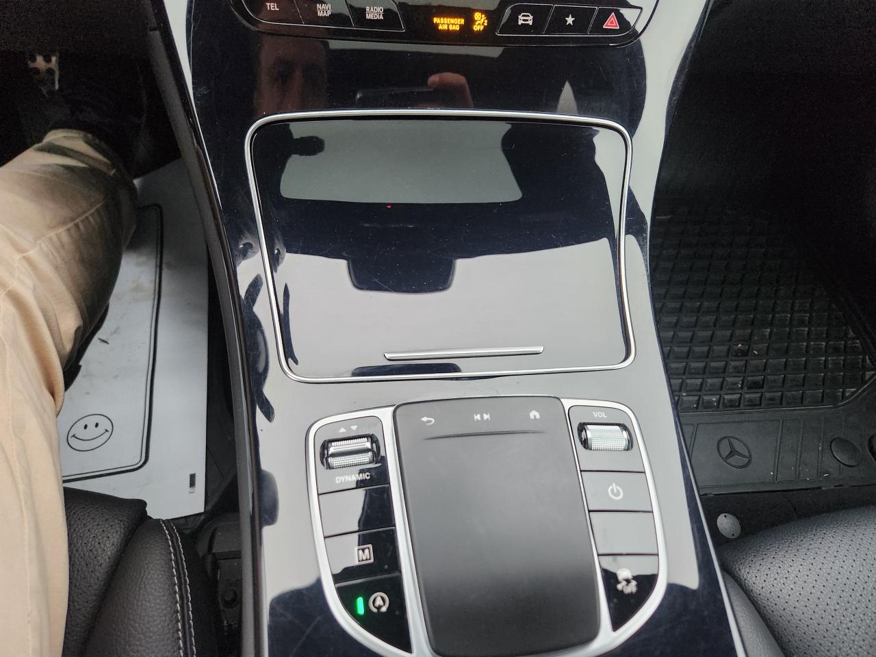 2022 Mercedes-Benz GLC GLC 300 4MATIC,PREMIUM PKG, NIGHT PKG,HEATED WHEEL Photo