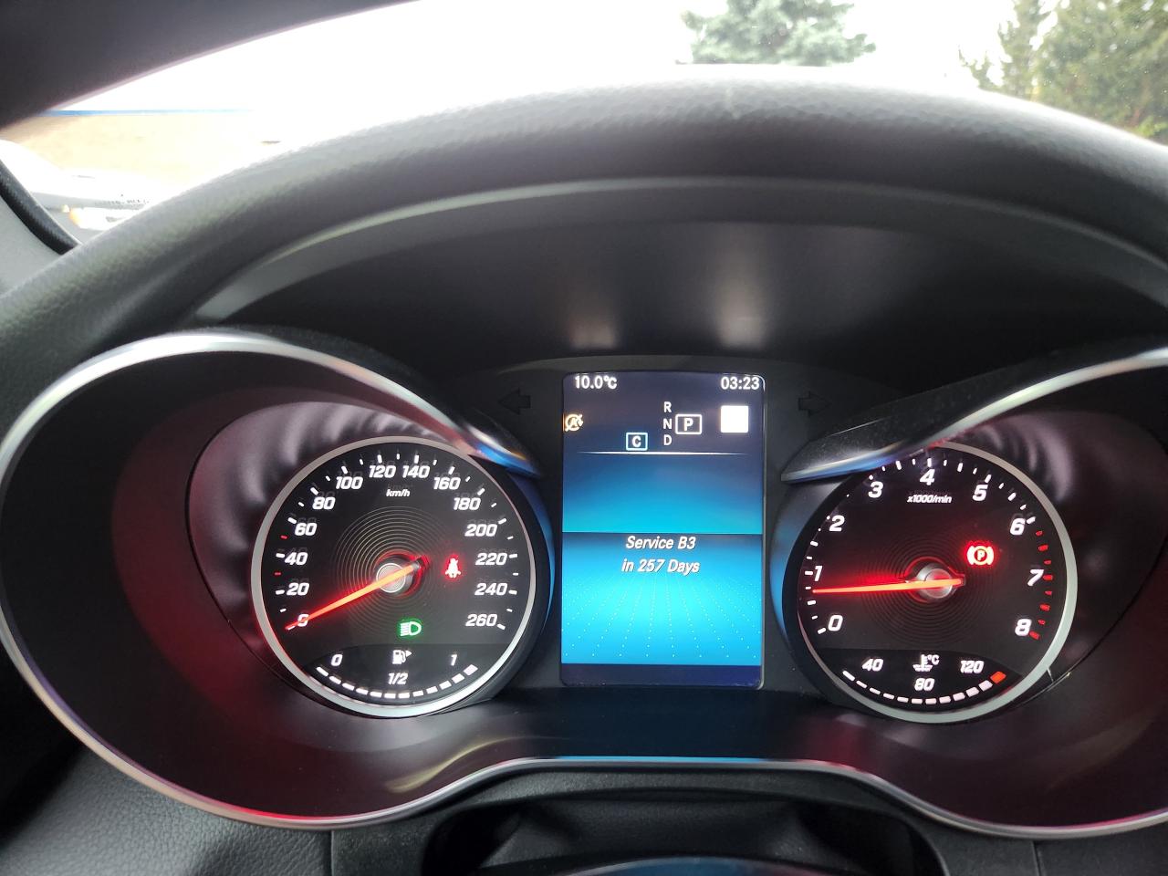 2022 Mercedes-Benz GLC GLC 300 4MATIC,PREMIUM PKG, NIGHT PKG,HEATED WHEEL Photo