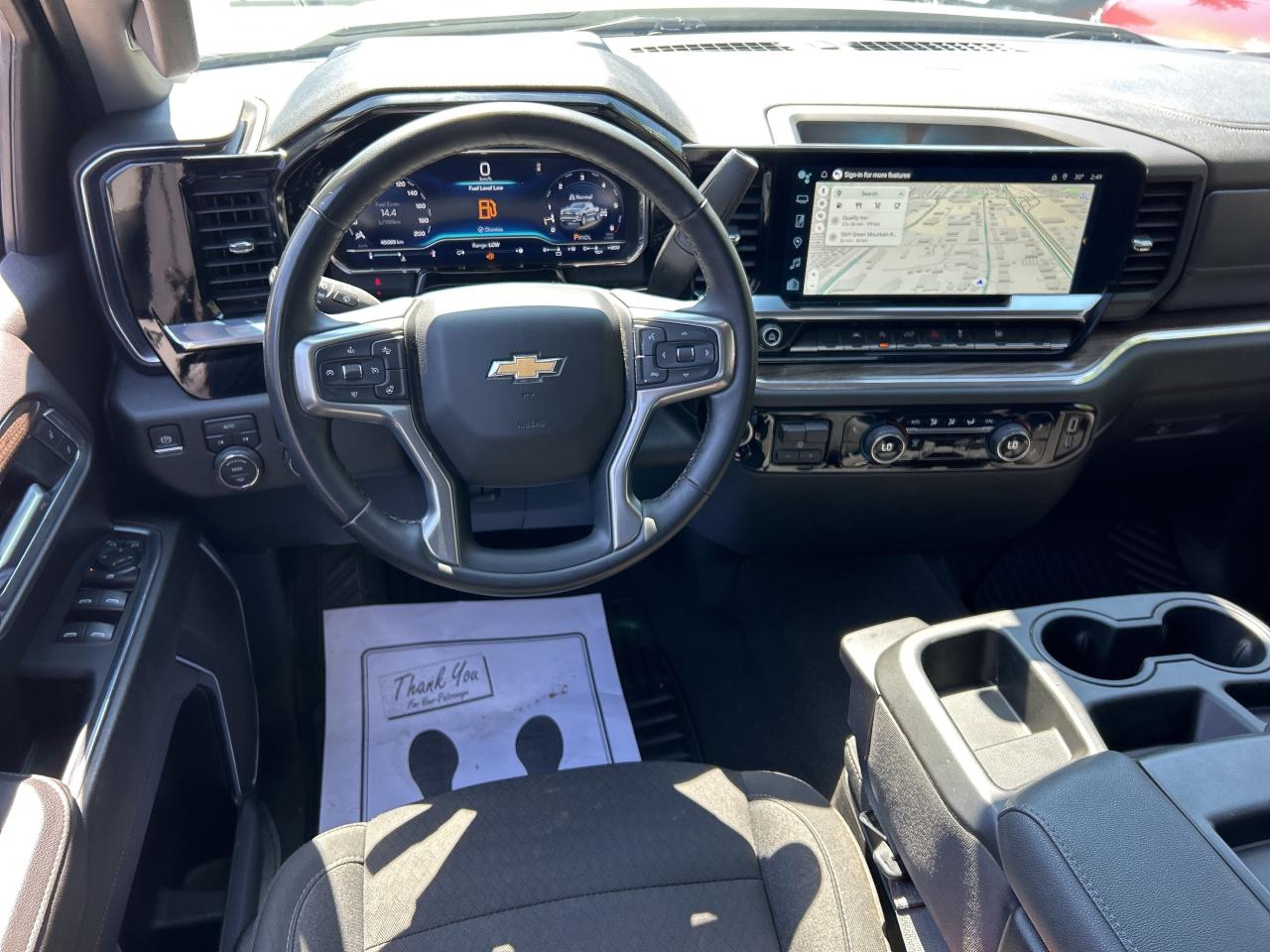 2025 Chevrolet Silverado 1500 5.3LV8, RUNNING BOARDS, SPRAY IN BEDLINER! CARPLAY Photo2