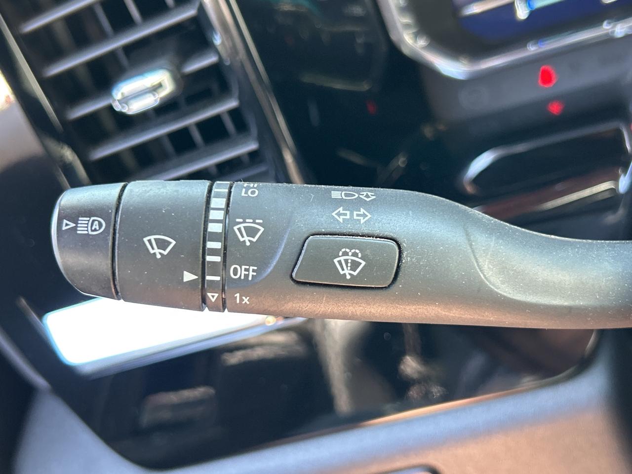 2025 Chevrolet Silverado 1500 5.3LV8, RUNNING BOARDS, SPRAY IN BEDLINER! CARPLAY Photo