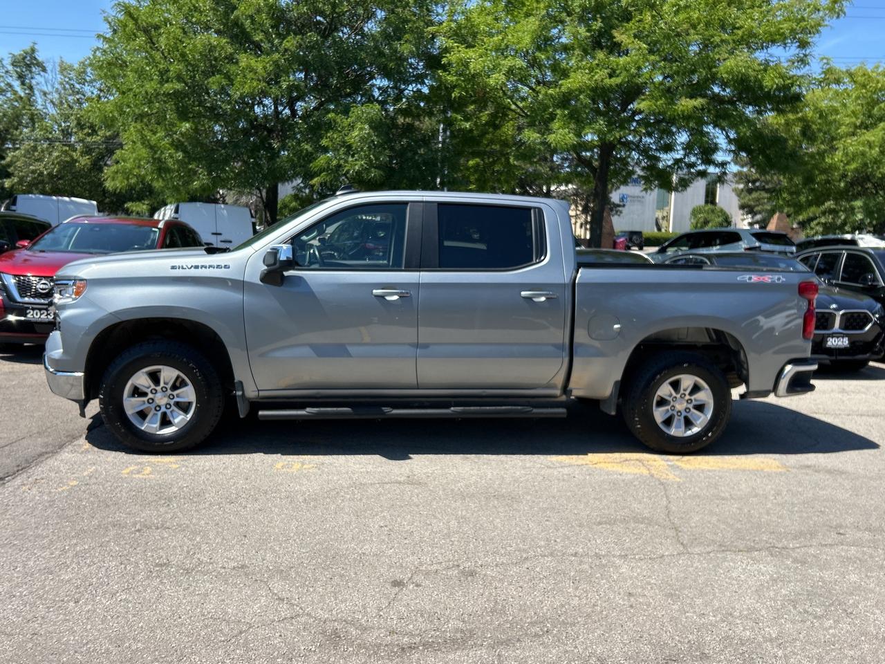 2025 Chevrolet Silverado 1500 5.3LV8, RUNNING BOARDS, SPRAY IN BEDLINER! CARPLAY Photo