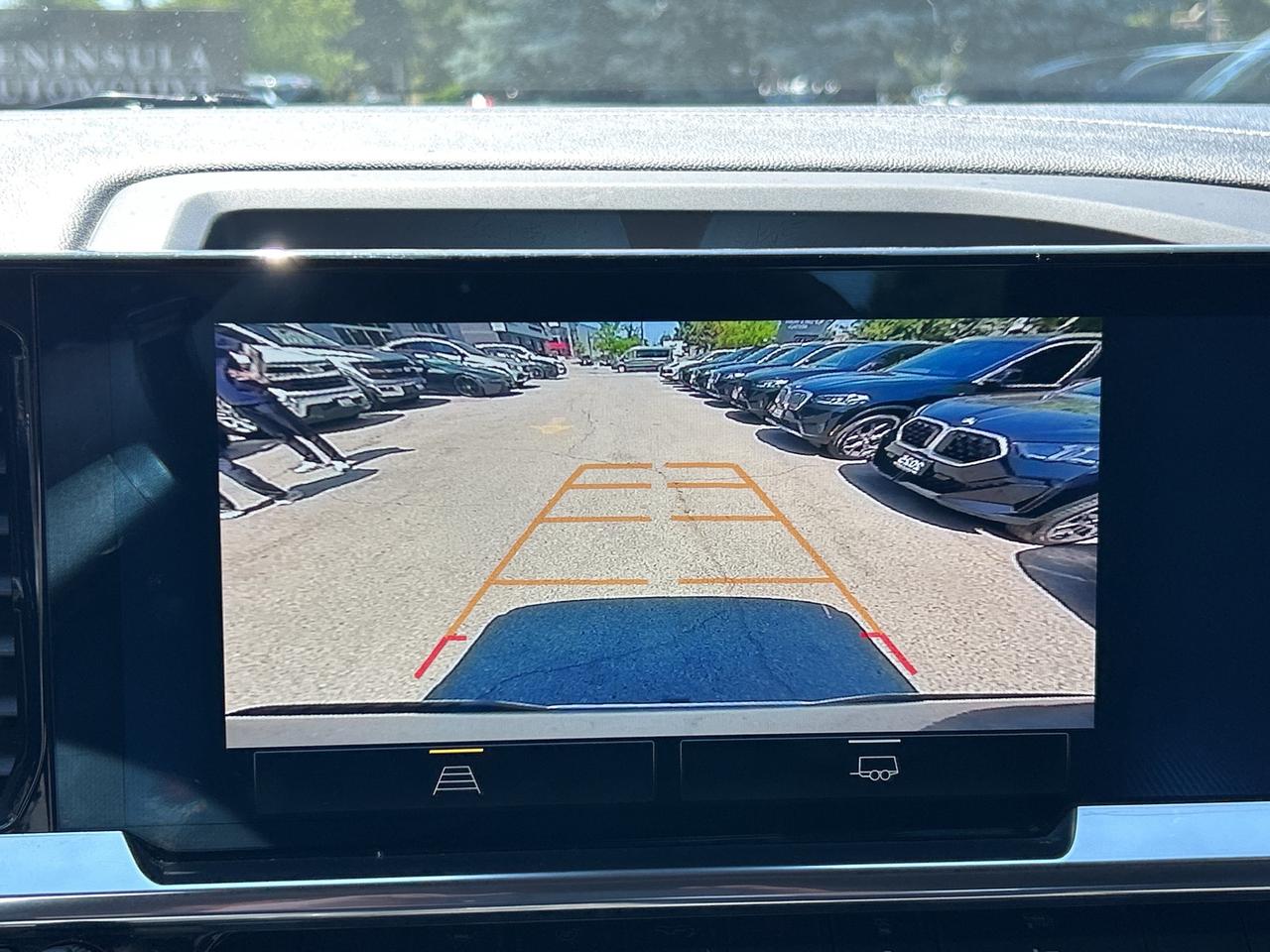 2025 Chevrolet Silverado 1500 5.3LV8, RUNNING BOARDS, SPRAY IN BEDLINER! CARPLAY Photo