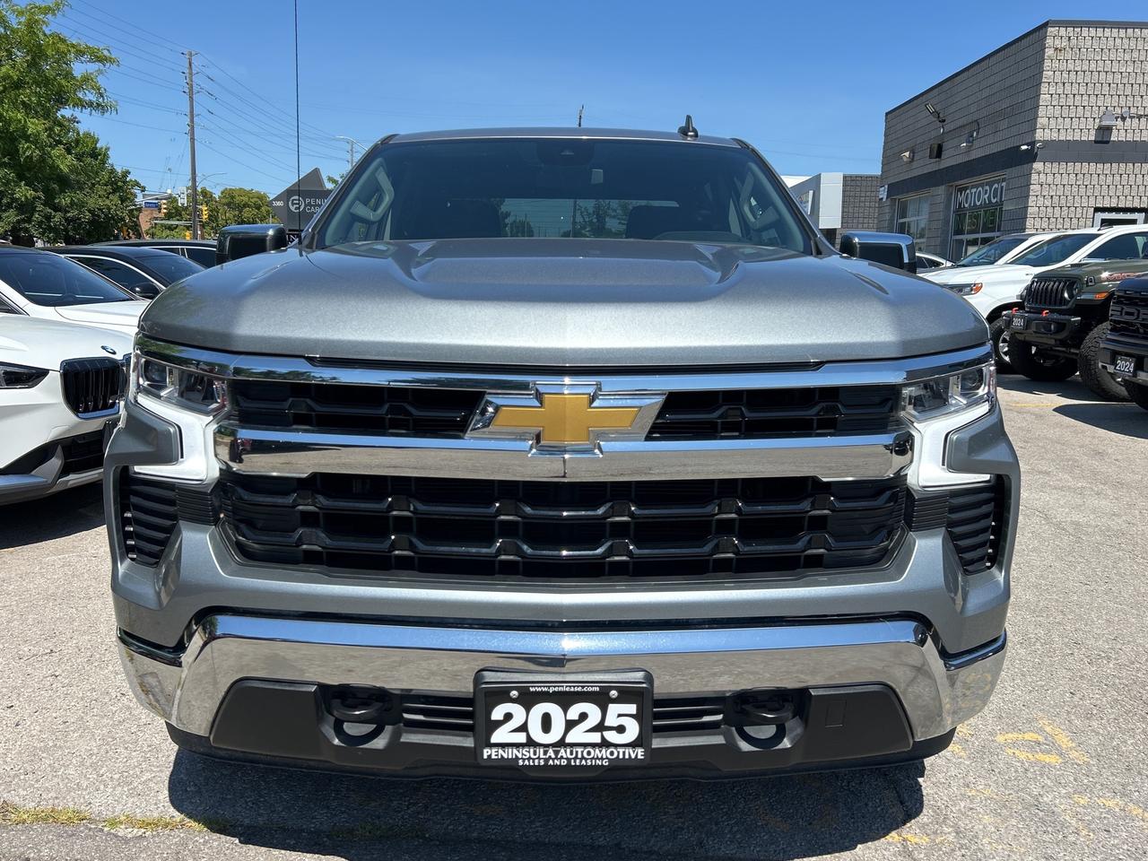 2025 Chevrolet Silverado 1500 5.3LV8, RUNNING BOARDS, SPRAY IN BEDLINER! CARPLAY Photo