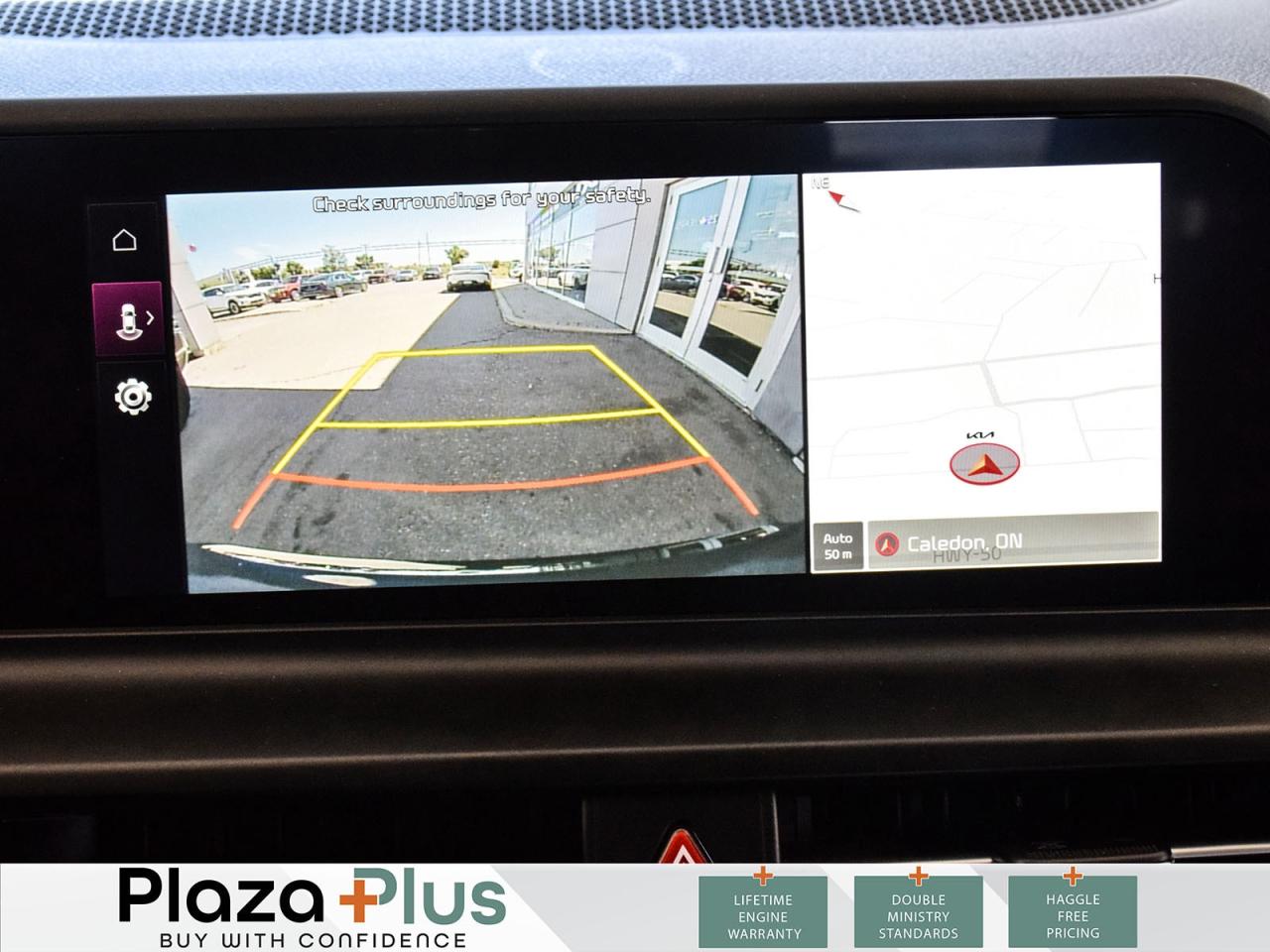 2025 Kia Seltos SX LEATHER SEATS LANE ASSIST / Photo