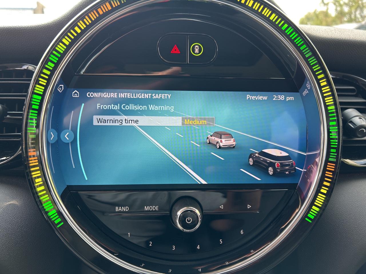 2024 MINI 5 Door S, PREMIER LINE 2.0, NAVI, PANOROOF, CARPLAY Photo