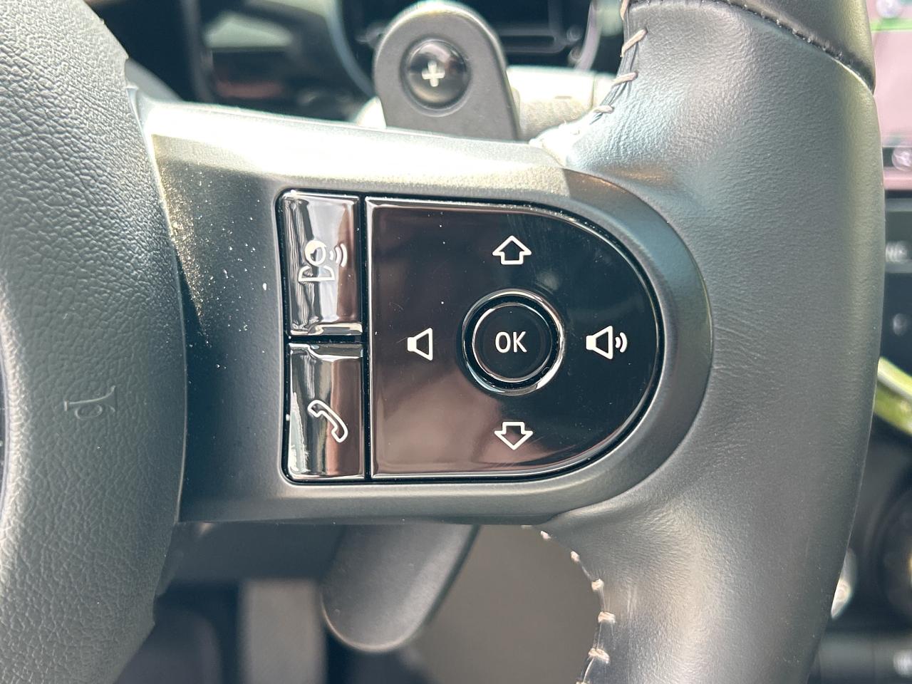 2024 MINI 5 Door S, PREMIER LINE 2.0, NAVI, PANOROOF, CARPLAY Photo