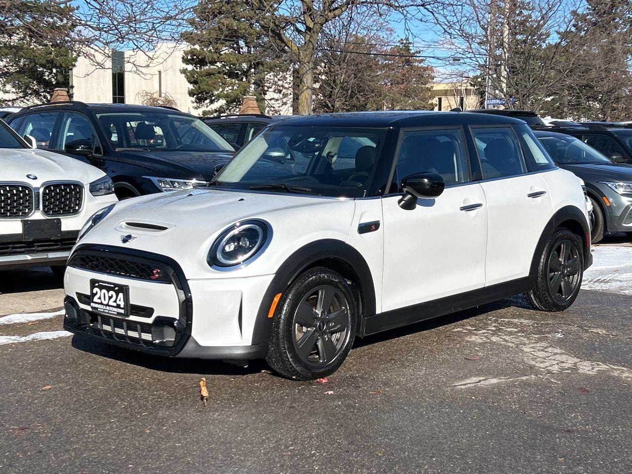 2024 MINI 5 Door S, PREMIER LINE 2.0, NAVI, PANOROOF, CARPLAY Photo