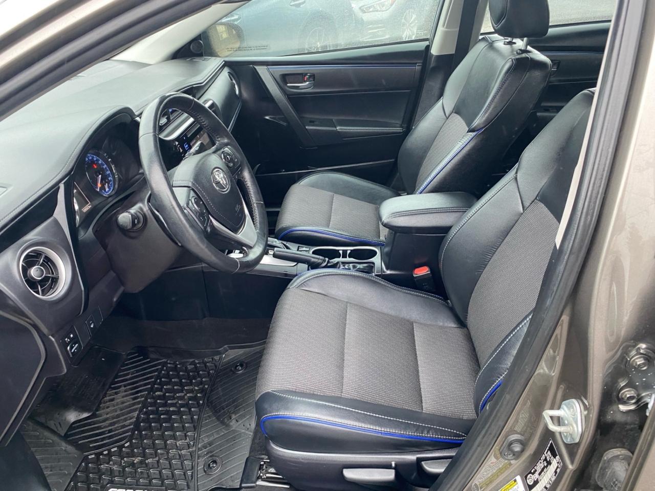 2018 Toyota Corolla CE Photo