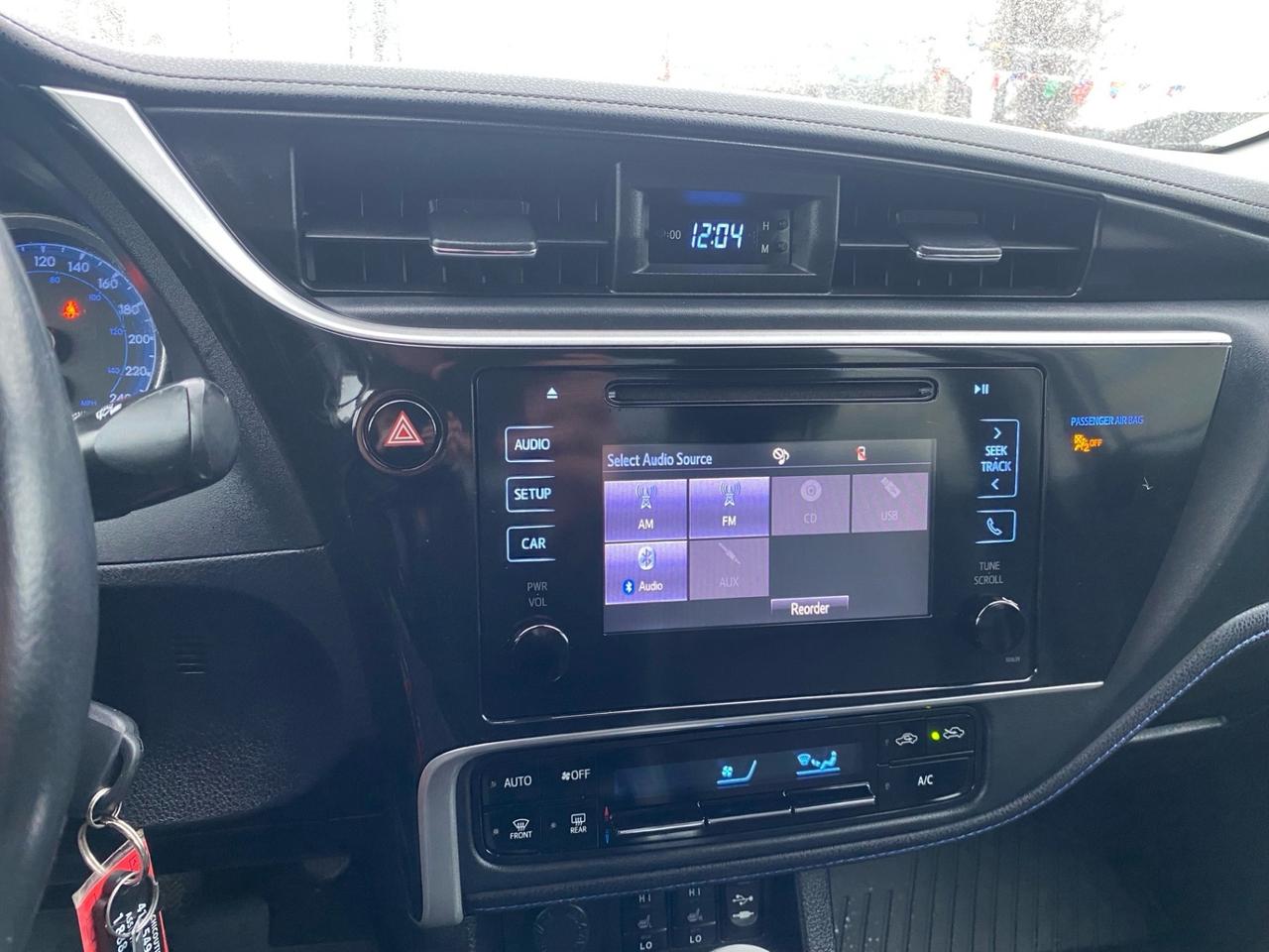 2018 Toyota Corolla CE Photo