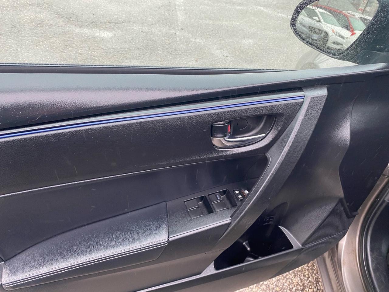 2018 Toyota Corolla CE Photo