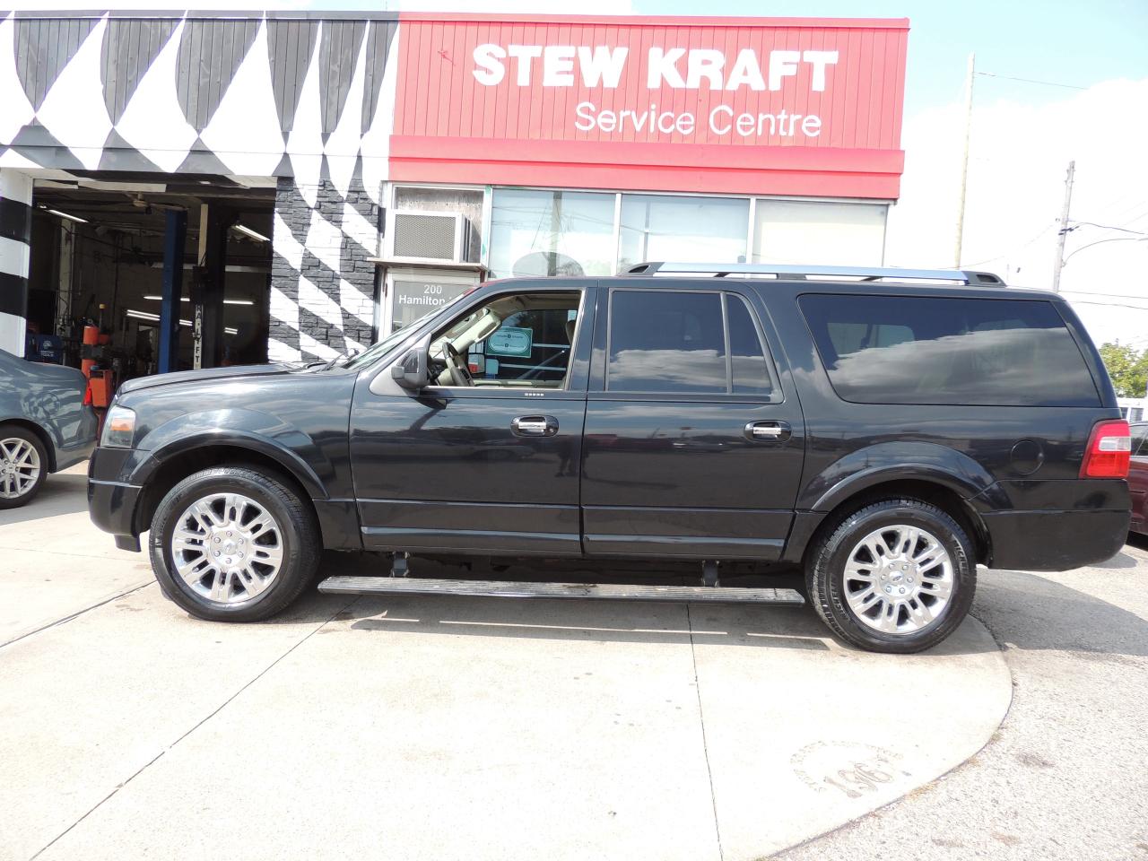 2011 Ford Expedition Max  Photo