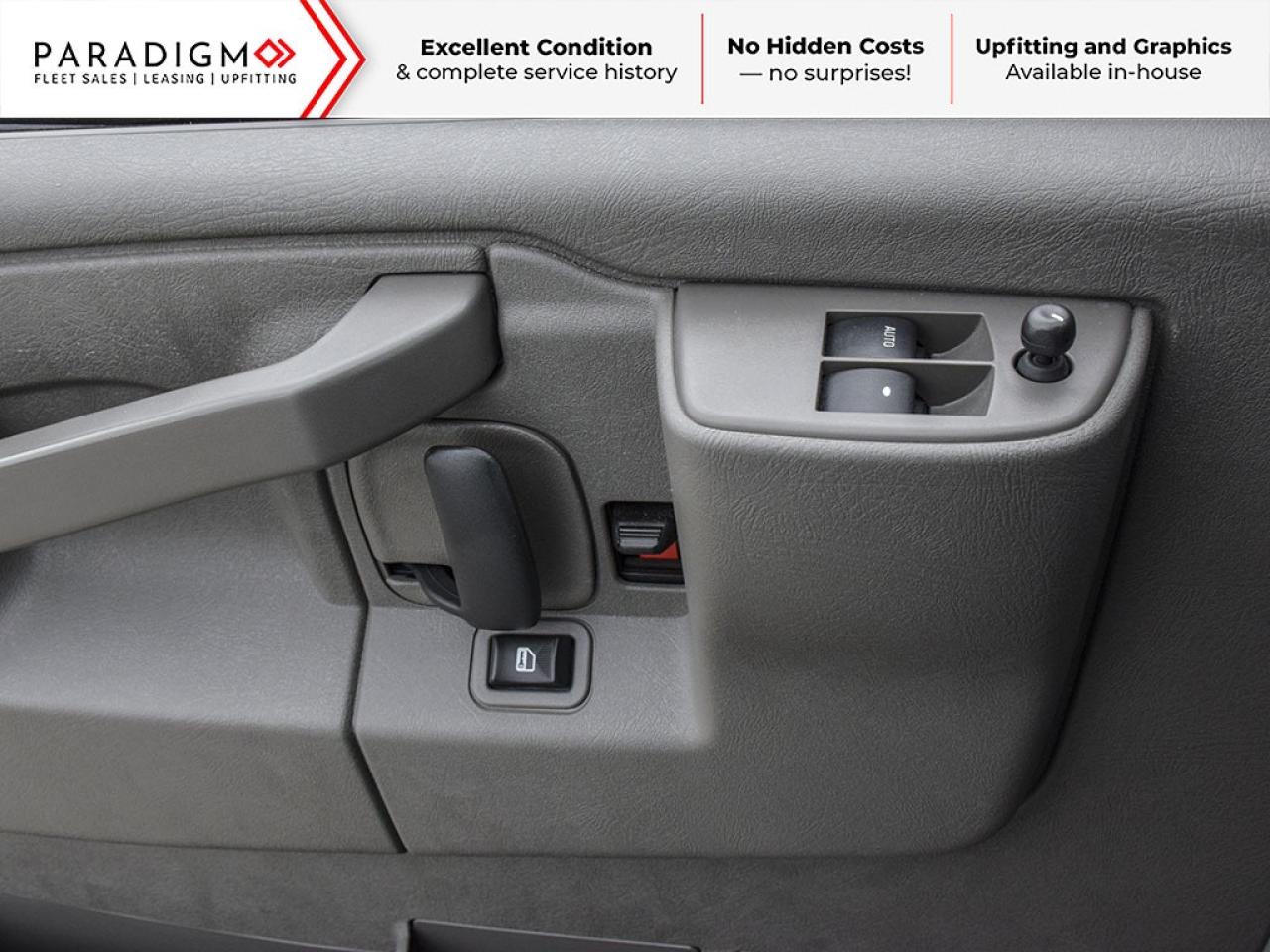 2023 GMC Savana Gmc Savana 135"wb Low roof Ready to work! Photo